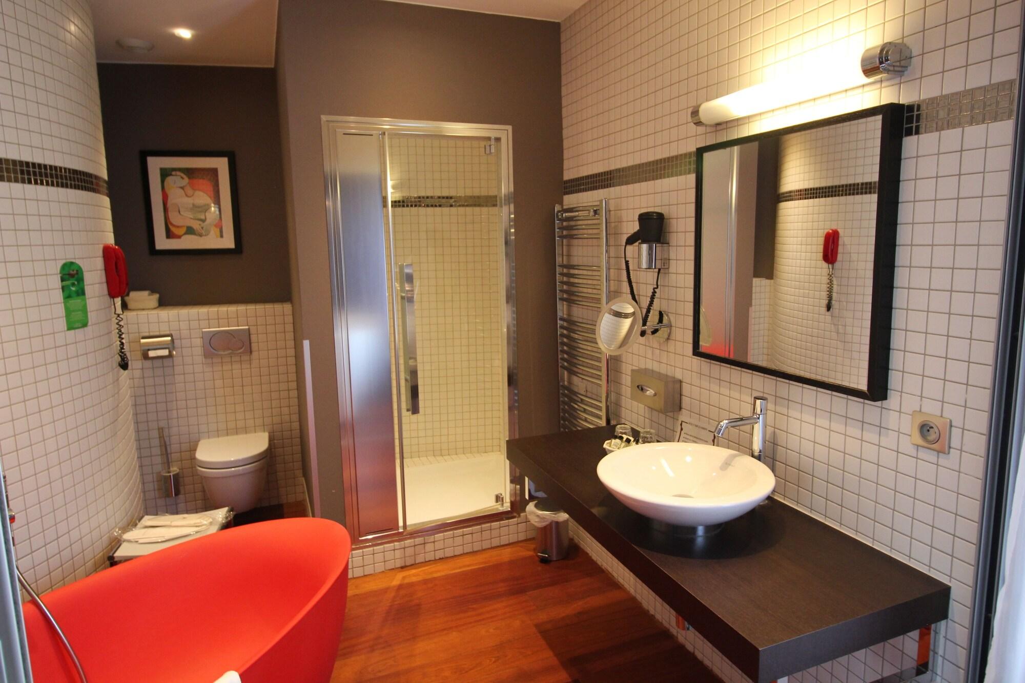 Saint Christophe Hotel 4*